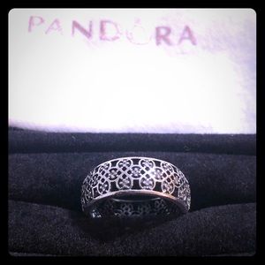 Authentic PANDORA Intricate Lattice Ring